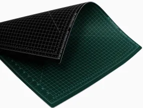 Art Alternatives Cutting Mat 12x18 Green/Black