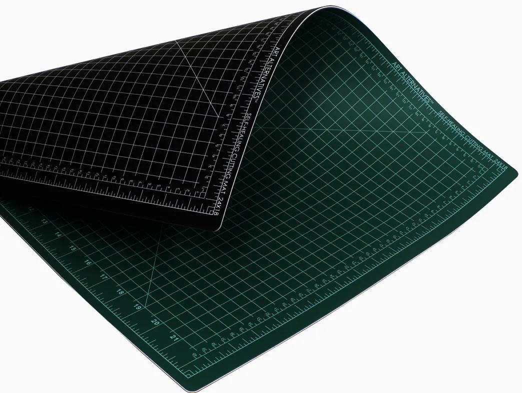 Art Alternatives Cutting Mat 9x12 Green/Black