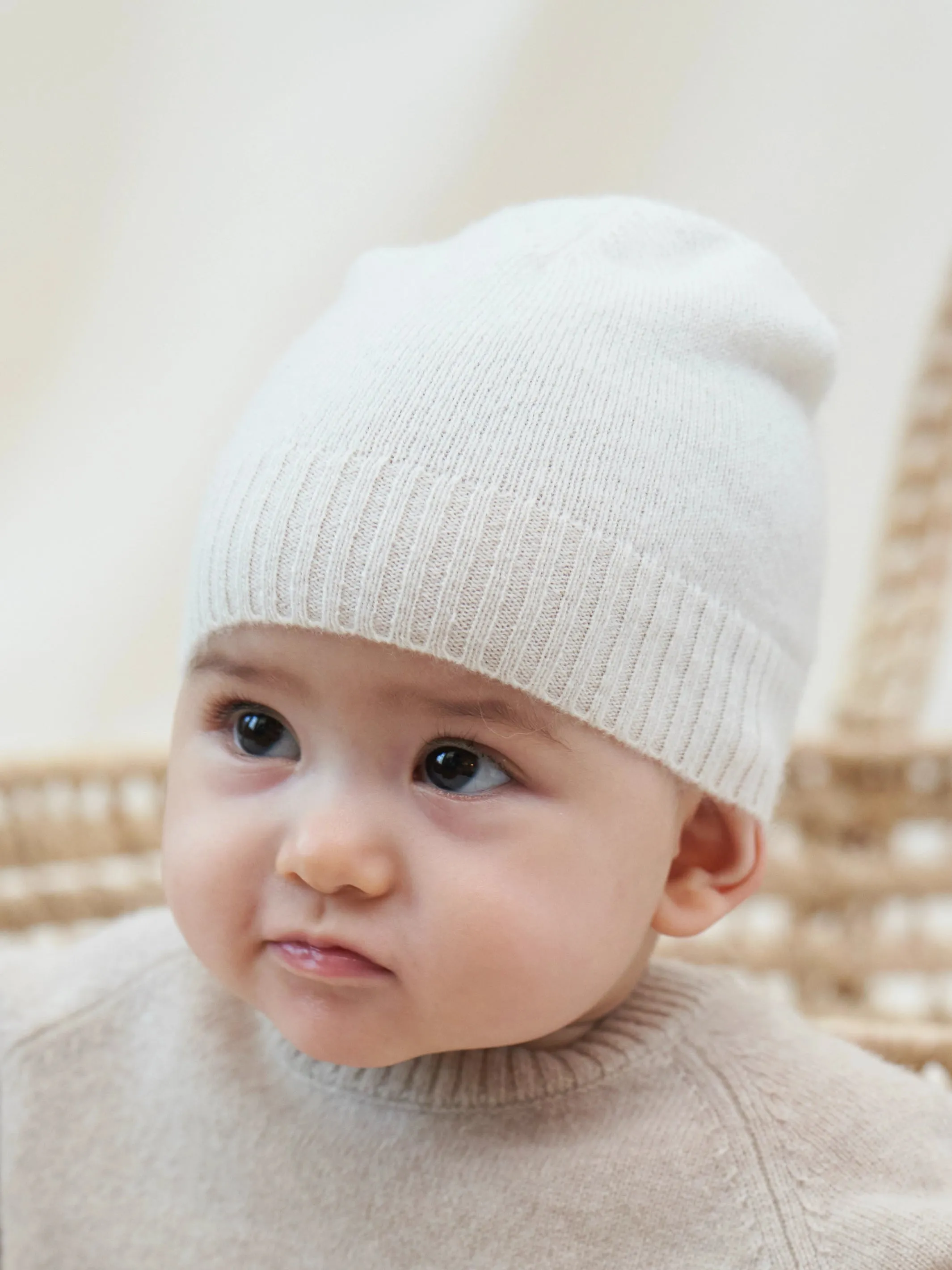 BABY HAT IVORY