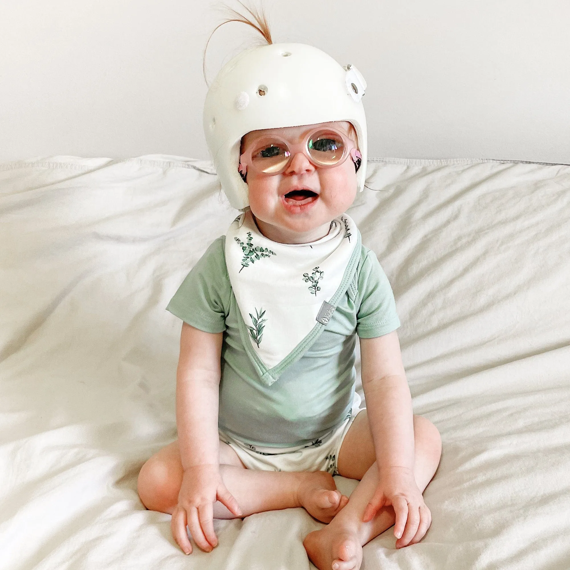 Bib in Eucalyptus