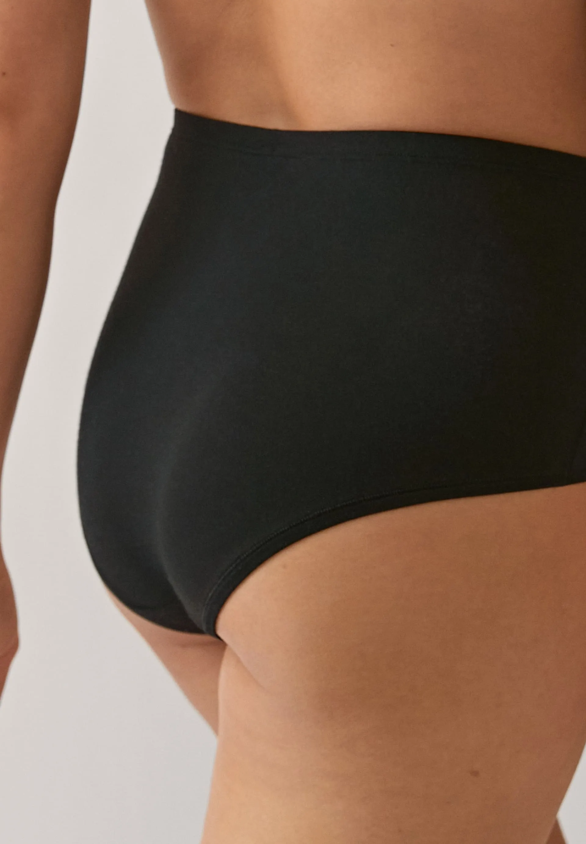 Birtaa High Waist Slip - Black