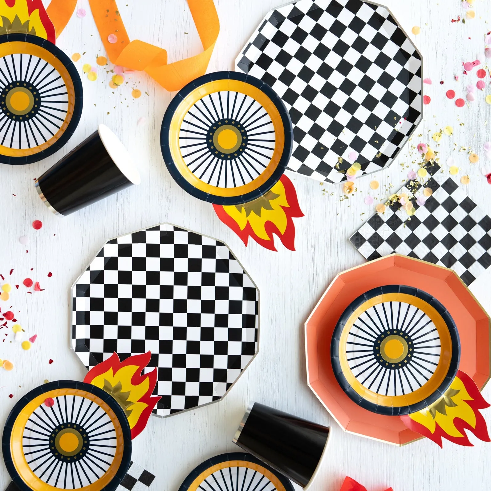 BLACK NOIR SIGNATURE CUPS