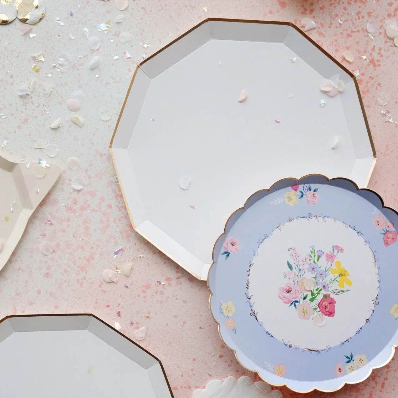 BLANC WHITE SIGNATURE LARGE PLATES