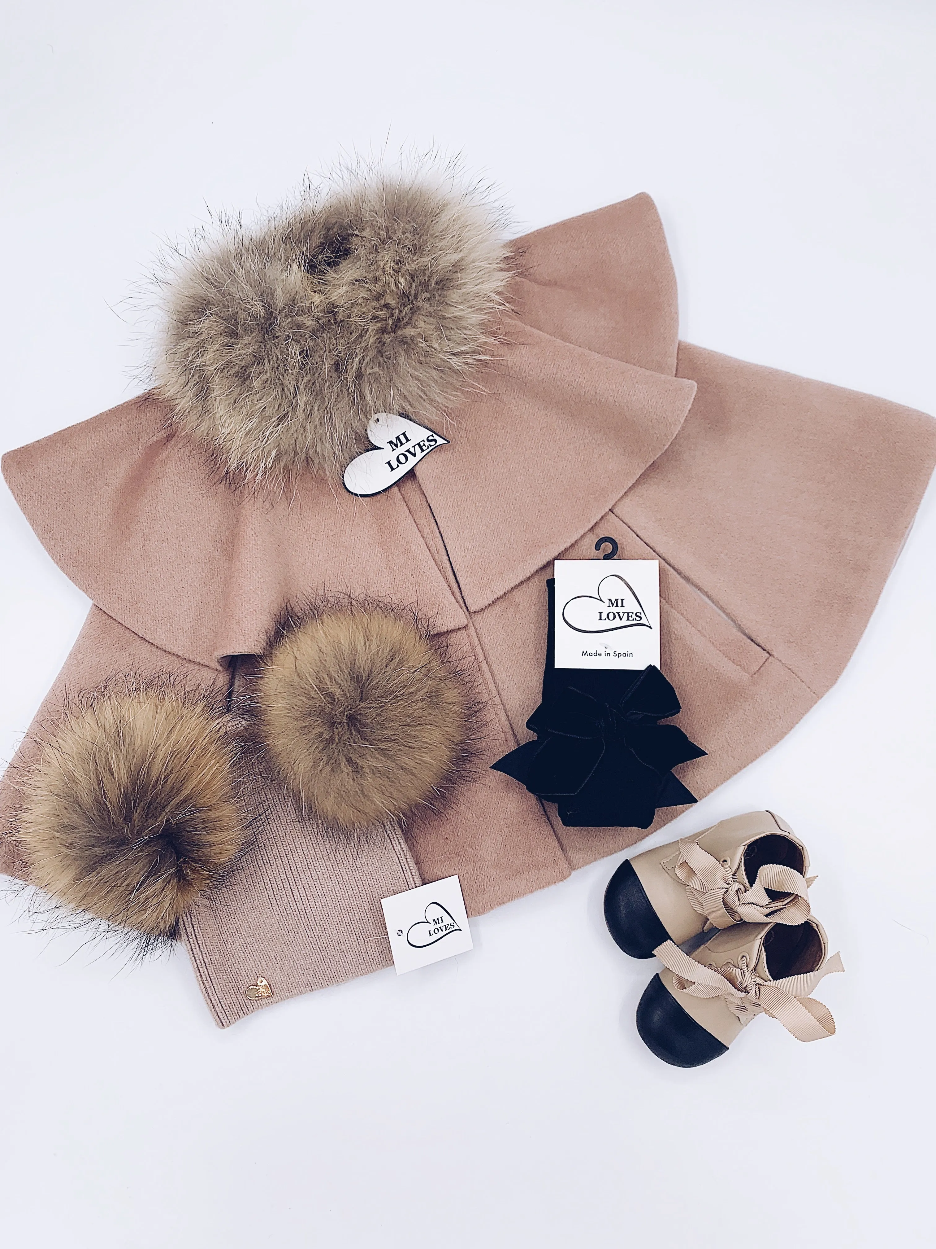 CAPPUCCINO MI LOVES SIGNATURE LUXURIOUS CASHMERE CAPE WITH RACOON FUR TRIM!!