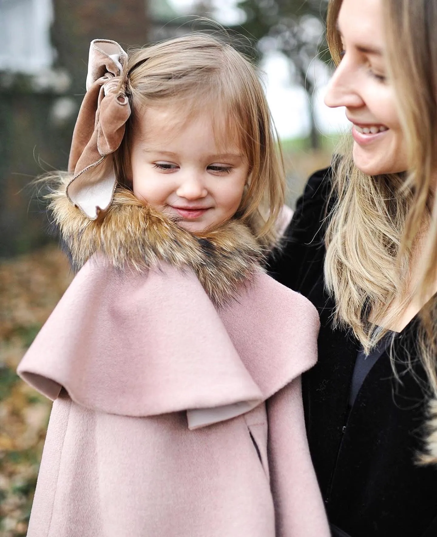 CAPPUCCINO MI LOVES SIGNATURE LUXURIOUS CASHMERE CAPE WITH RACOON FUR TRIM!!