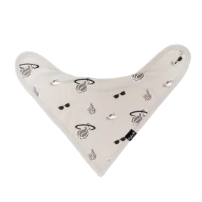 Court Culture x Kyte Baby Neutral HEAT Bib