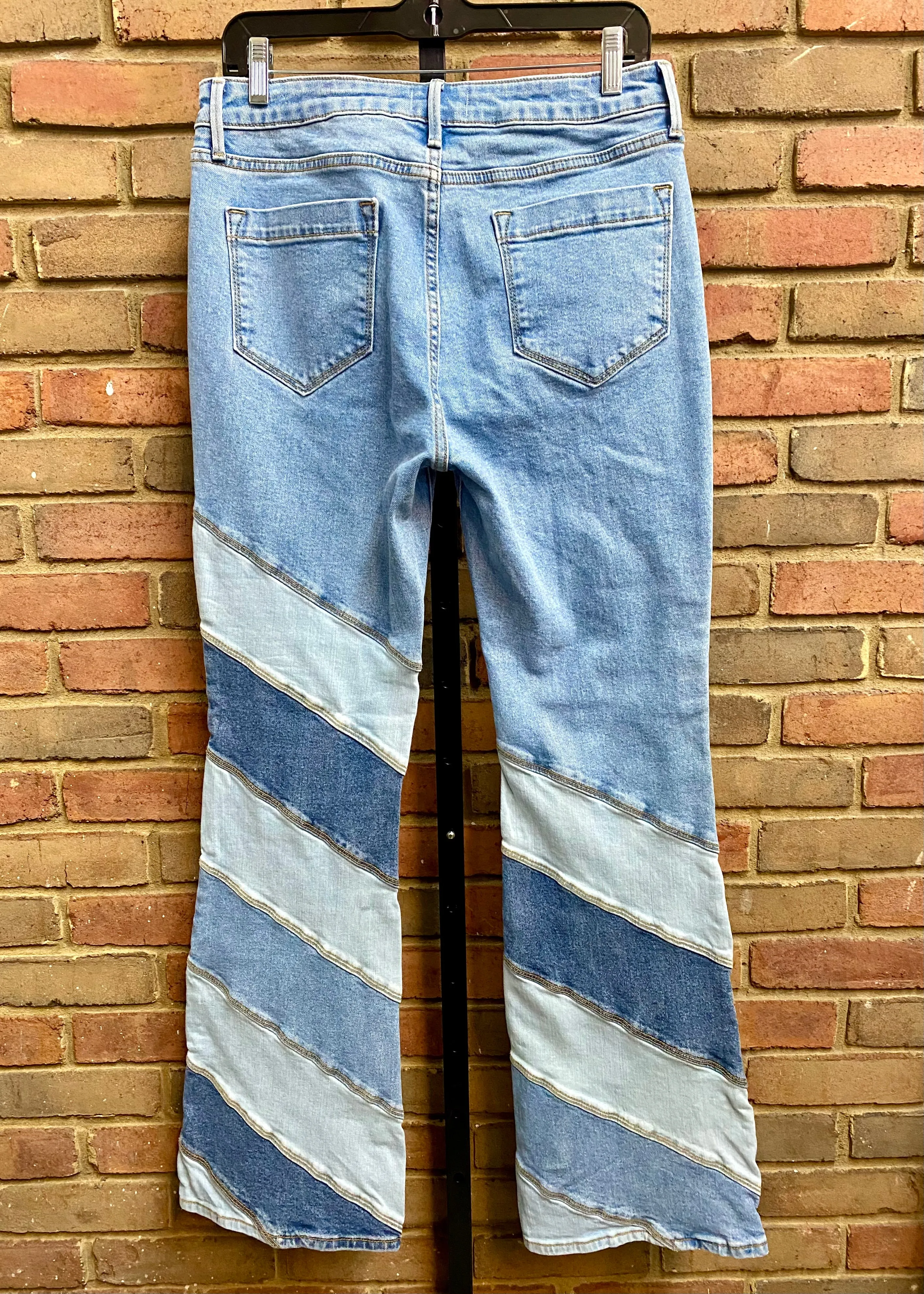Diagonal Patch Flare Jean #305
