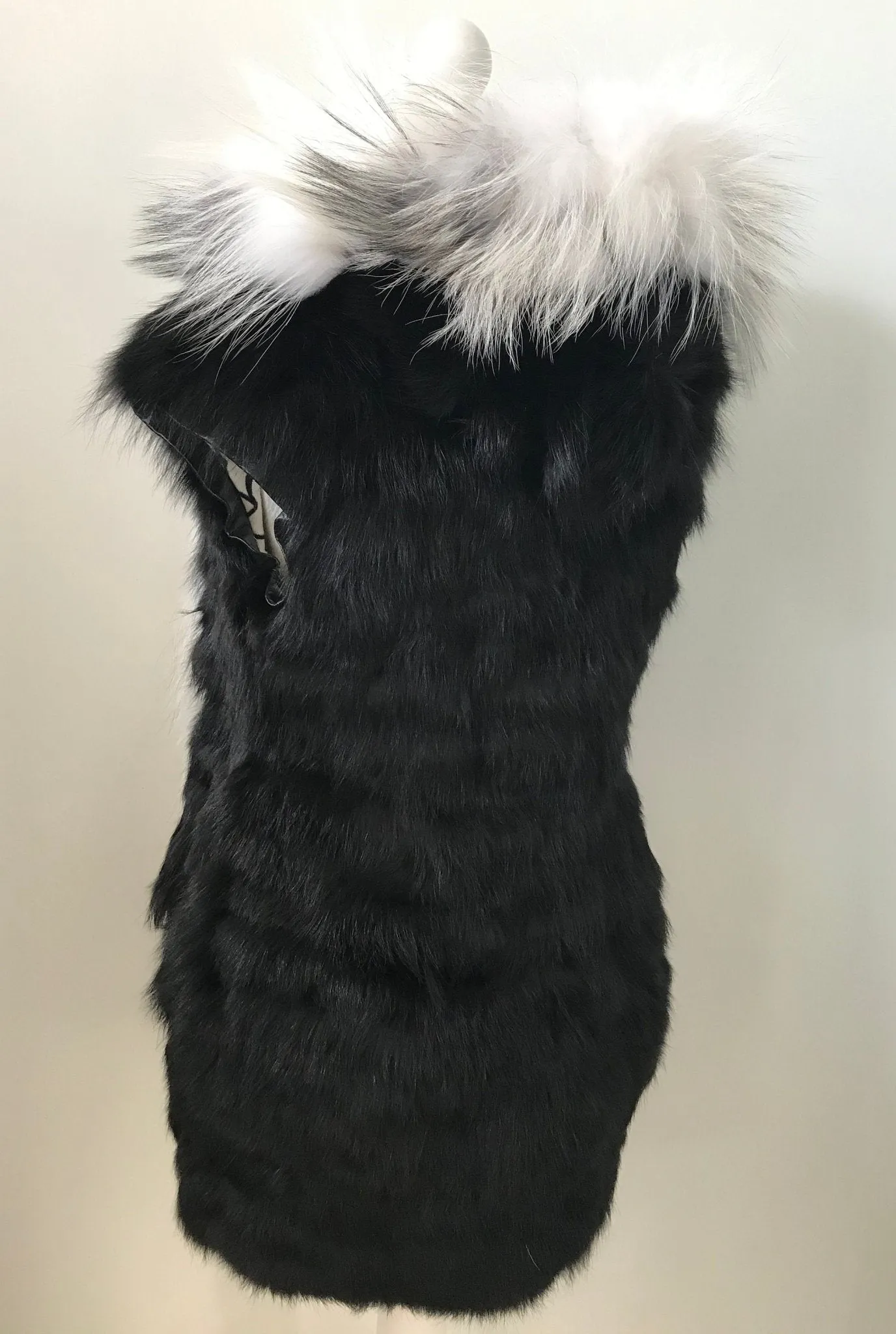 Double-sided vest  fox fur and leather