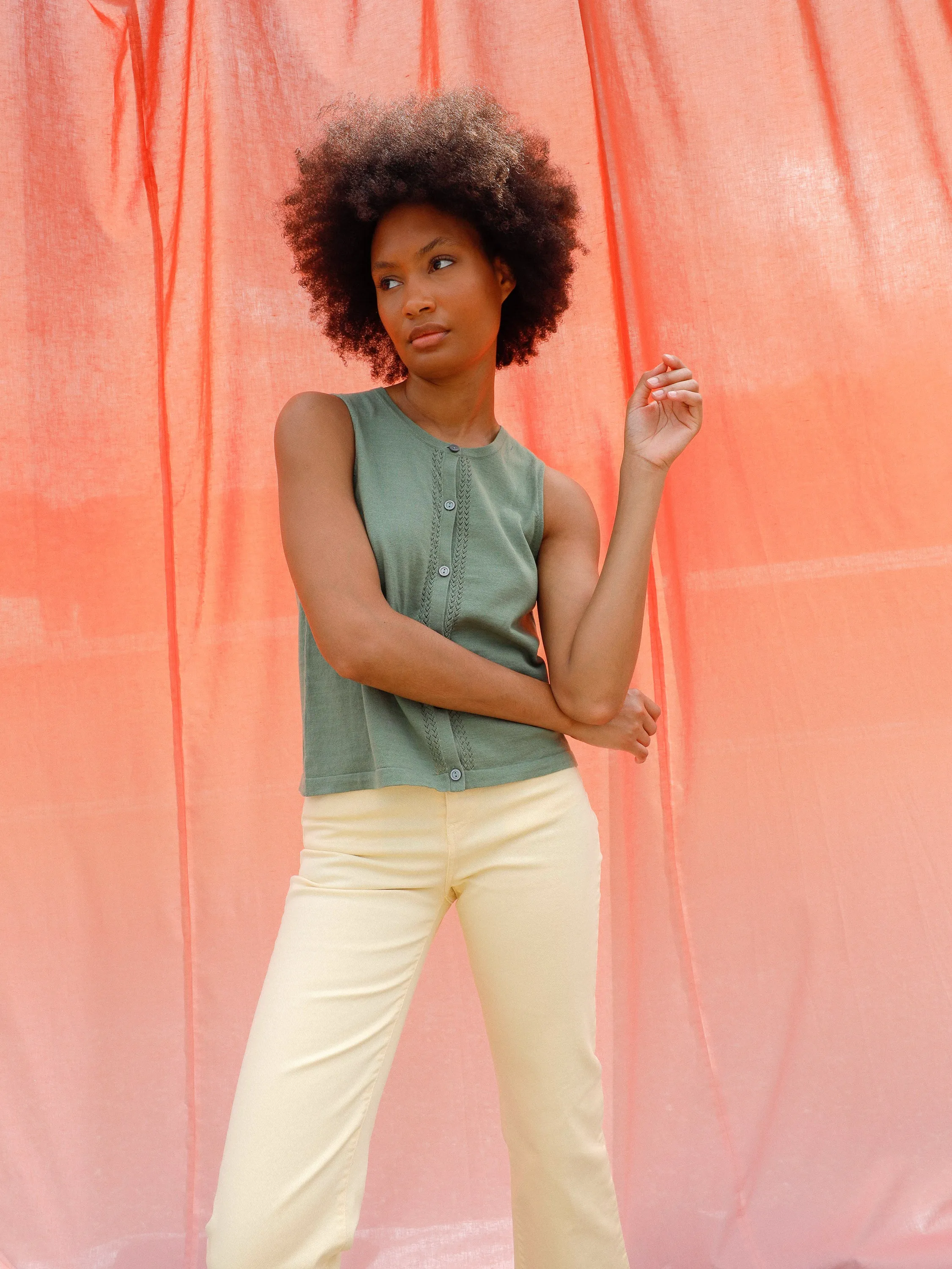 Indi & Cold Knitted Vest / Basilico