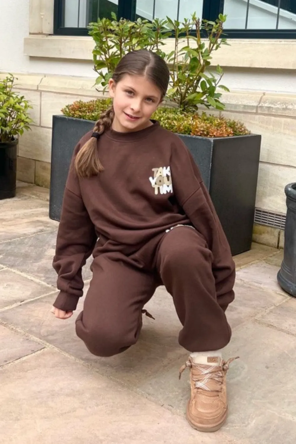 Mini chocolate take your time oversized sweater loungewear set