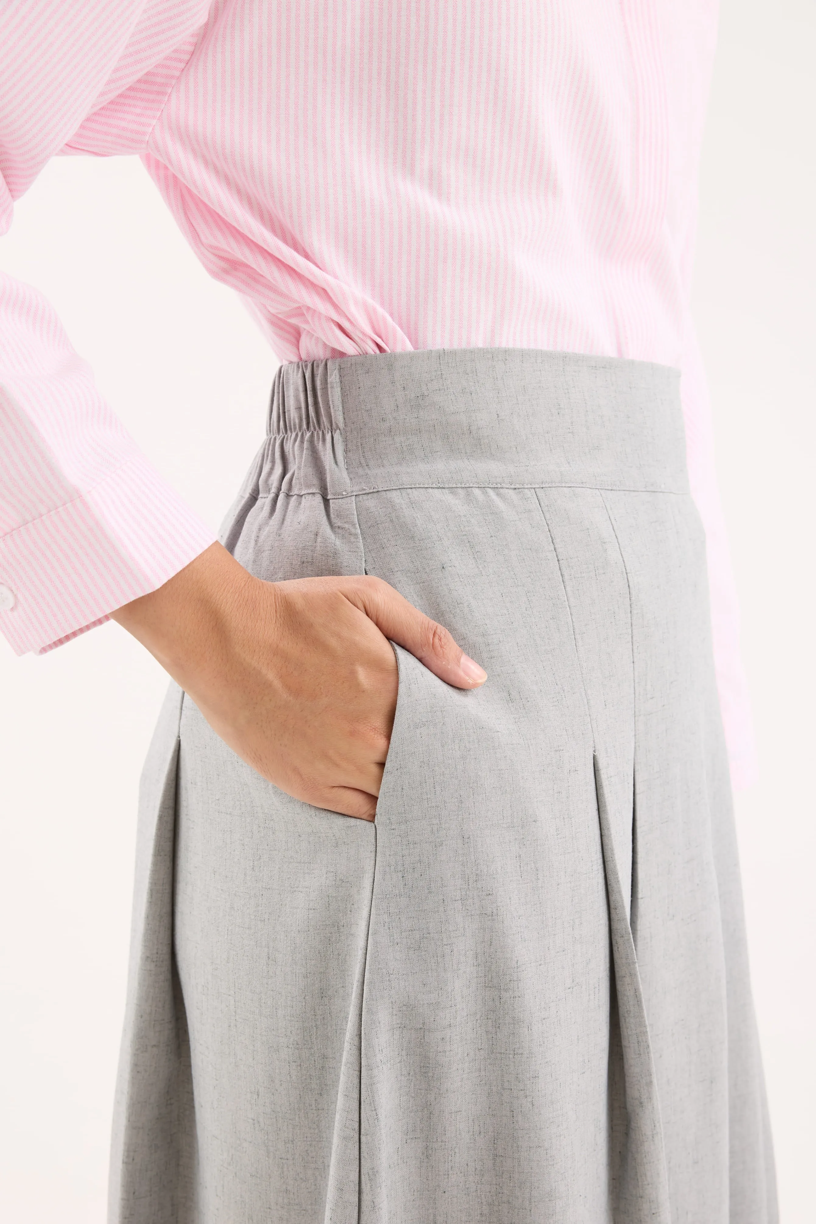 Nelly Grey Pleated Skirt