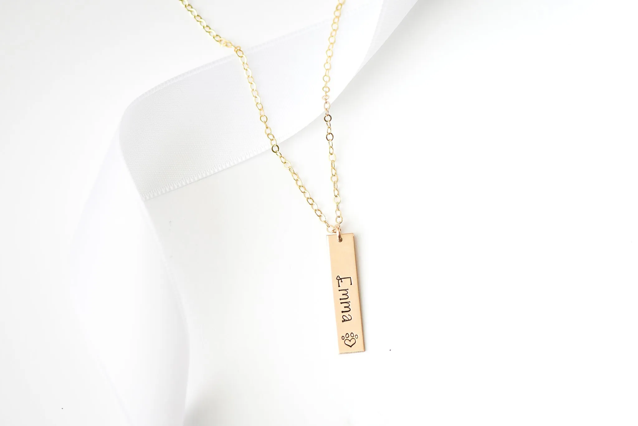 Pet Name Paw Print Vertical Bar Necklace