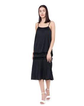 Pleated dress NEWTOK