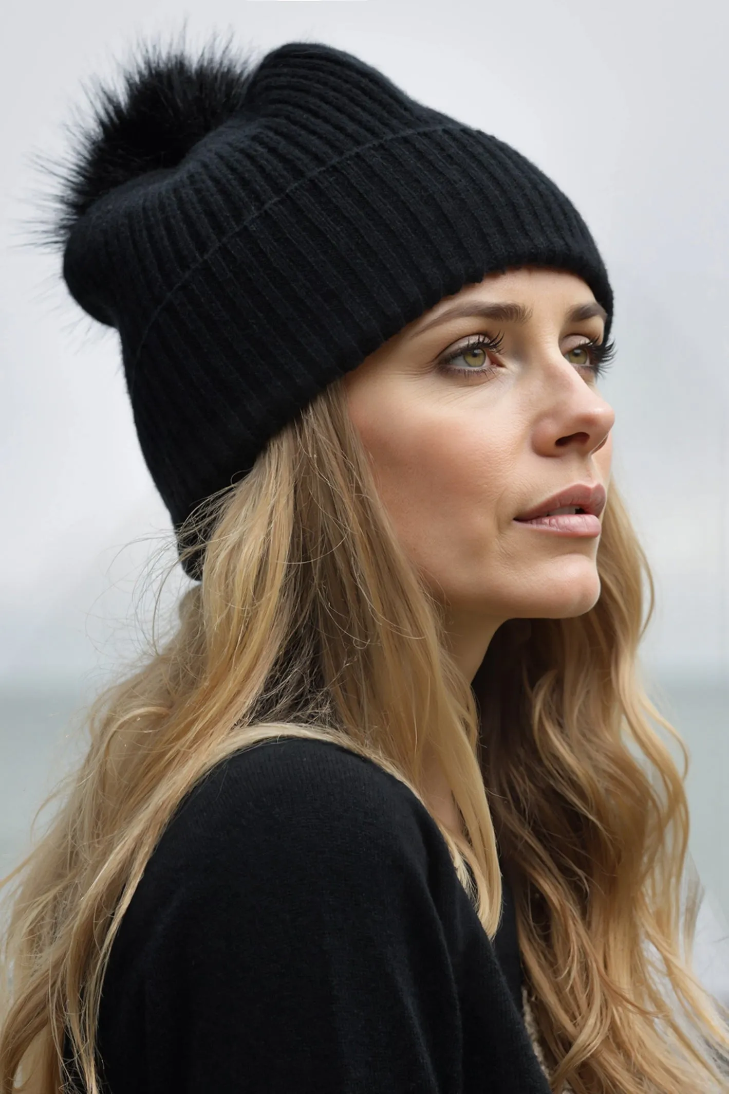 Sustainable Cashmere Hat - Black