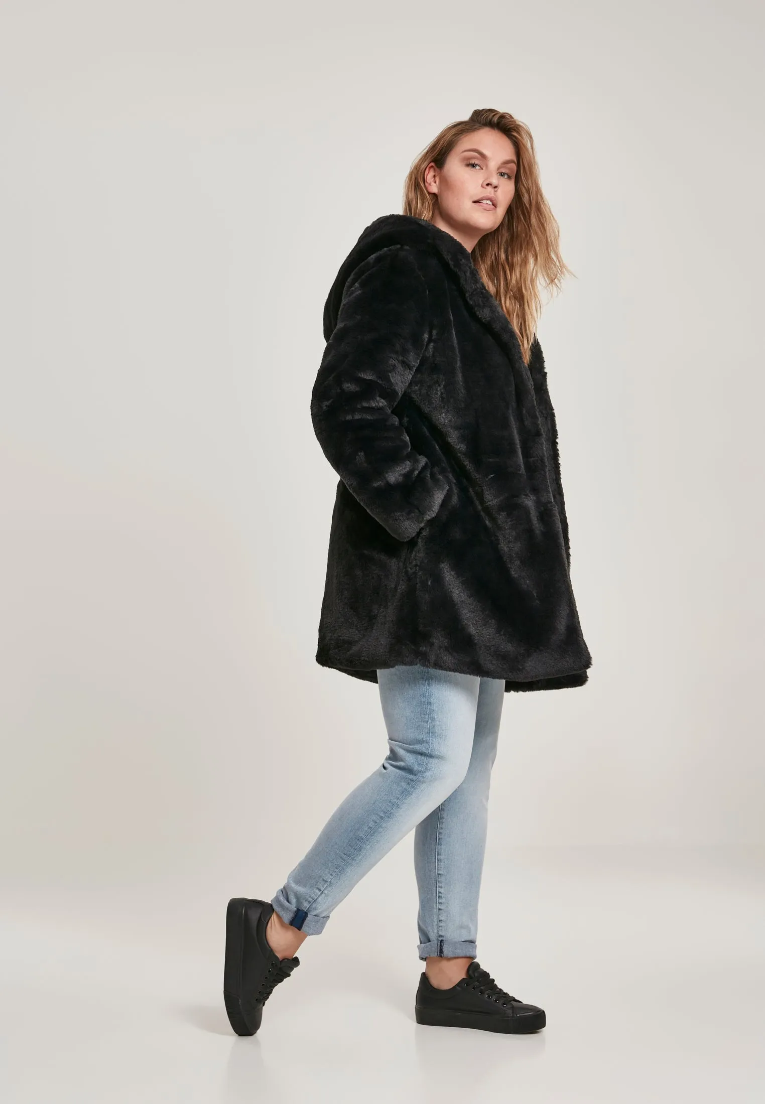 UC Hooded Teddy Coat