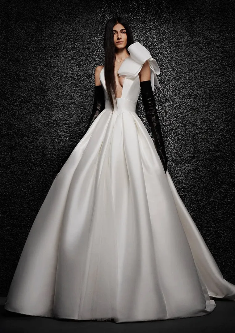 Vera Wang: Margot