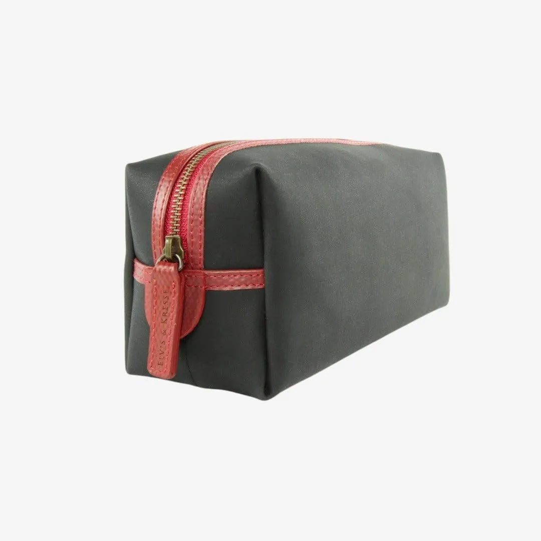 Washbag Medium - Black with Yellow Trim